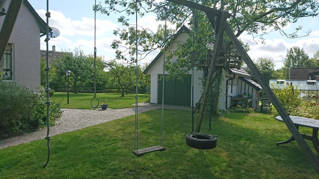 Lillan Hotel Torna Hallestad Exterior photo